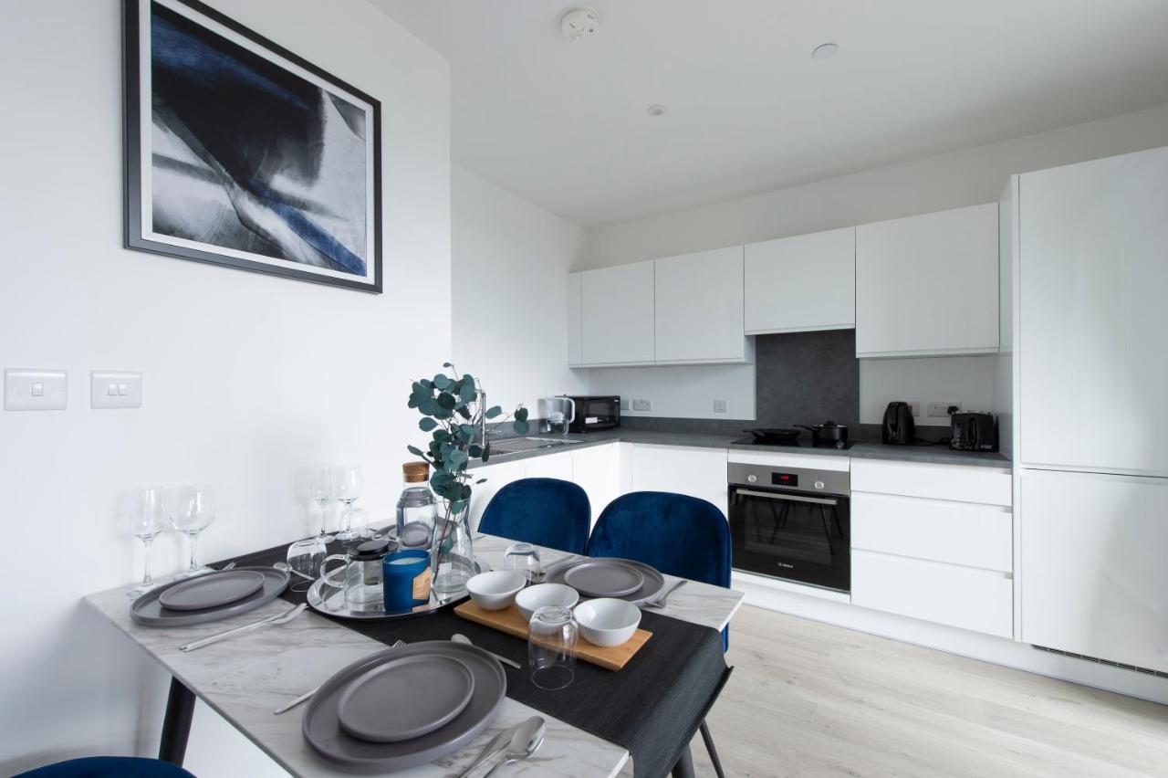 Apartamento Ac Luxe Penthouse With Free Parking Londres Exterior foto